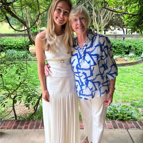 Meshki Ivory Pleated Maxi Skirt set - Picture 3 of 3